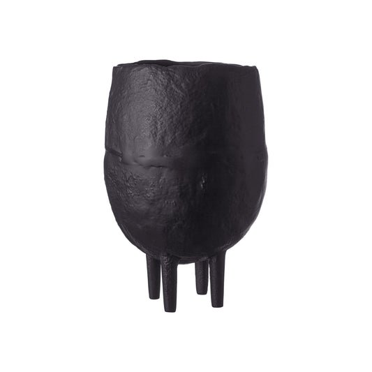 Black sculptur pot